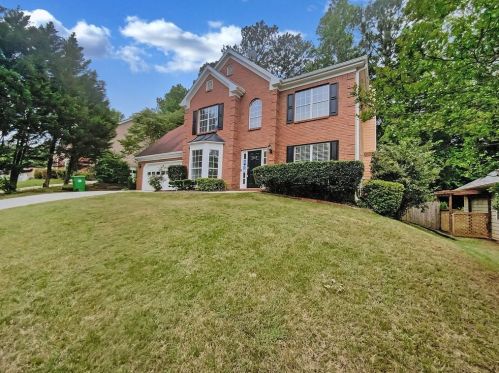 7213 Monterey Ave, Lithonia GA  30058-8243 exterior