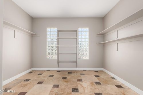 3605 69th Ave, Phoenix AZ 85043-3325 exterior