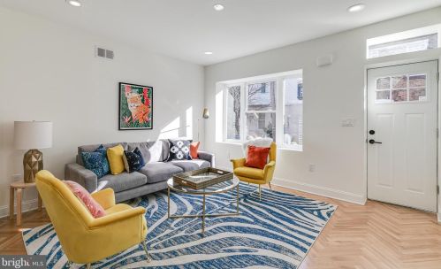 1009 Greenwich St, Philadelphia PA 19147-6409 exterior