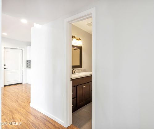 4534 Devonshire Ave, Phoenix AZ 85033-8236 exterior