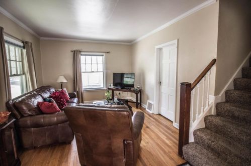 4932 19th Pl, Milwaukee, WI 53209-5705