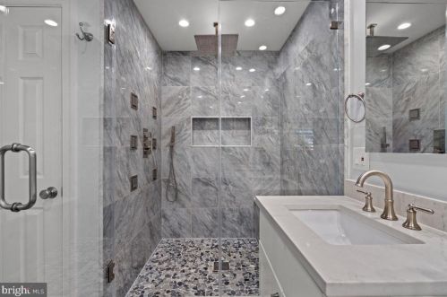 1544 Hampton Hill Cir, Mc Lean VA  22101-6021 exterior