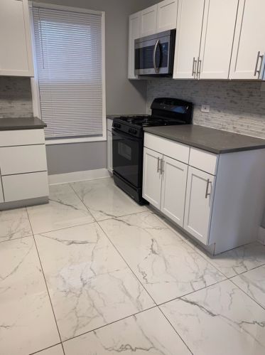 11132 Kedzie Ave, Chicago IL 60655-2330 exterior