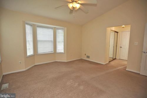 5 Aldgate Ct, Princeton NJ exterior