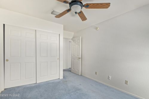 8040 Prickly Poppy Dr, Tucson AZ  85715-4350 exterior