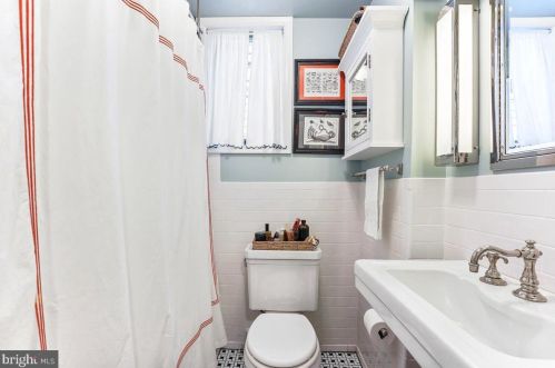 2045 Brandywine St, Philadelphia PA  19130-3204 exterior