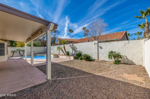 15432 22 Pl, Phoenix AZ 85042-8104 exterior