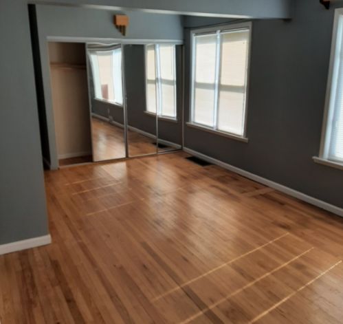 5649 Mason Ave, Chicago IL 60630-1912 exterior