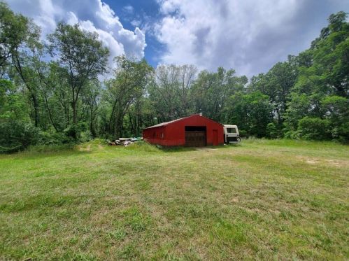 7015 White Rd, Meskegon, MI 49442-9415