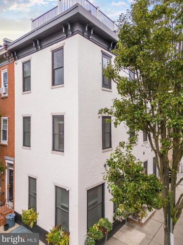 1803 Catharine St, Philadelphia PA  19146-1837 exterior