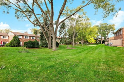 7829 60th St, Milwaukee WI  53223-4174 exterior