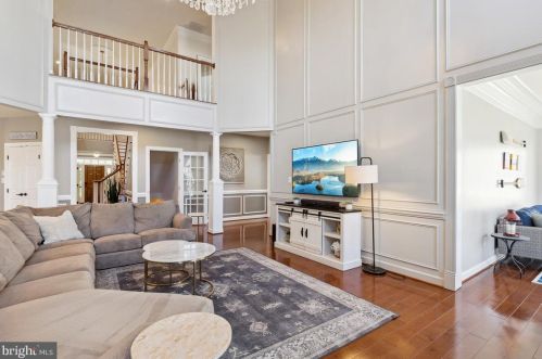 23309 Robin Song Dr, Clarksburg MD 20871-4500 exterior