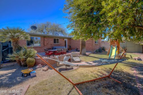 7821 Adams St, Tucson AZ 85719-4237 exterior