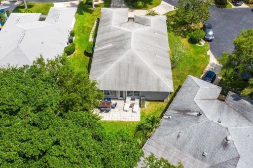 381 Del Rio Blvd, Boca Raton FL 33432-4735 exterior