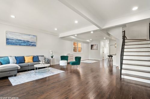 5823 Ainslie St, Chicago, IL 60630-2019