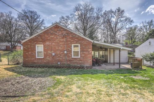 817 Gerald Pl, Saint Louis MO 63135-1349 exterior