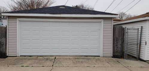 7331 Seeley Ave, Chicago IL 60645-5511 exterior