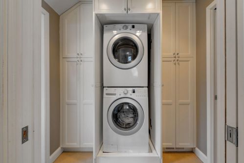 1206 Bayard Ave, Saint Paul MN 55116-1637 exterior