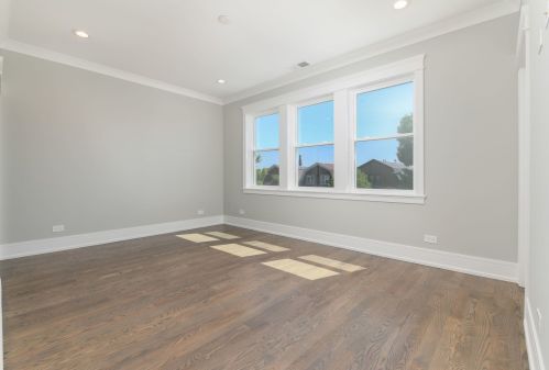 3642 Artesian Ave, Chicago IL  60618-4708 exterior