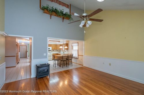 30 Baker Dr, Jackson Twp NJ 08527 exterior