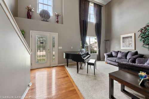 128 Reston Ct, Sycamore IL  60178-3000 exterior