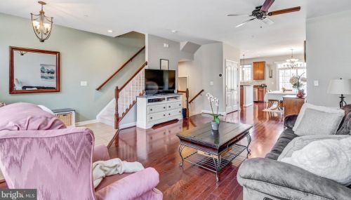 11618 Leesborough Cir, Silver Spring, MD 20902-2890