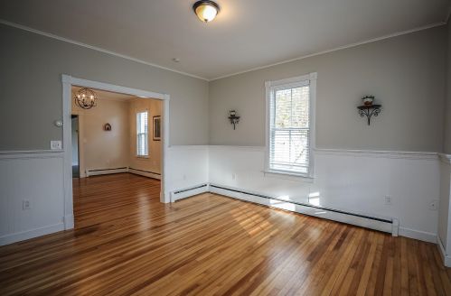 16 Livermore St, Wilton NH 03086-5502 exterior