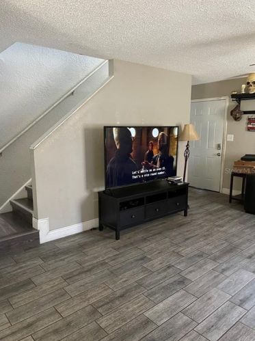 2920 17th Ave, Tampa FL 33605-3039 exterior