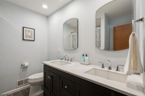 1971 Portland Ave, Scotch Plains NJ 07076-1802 exterior