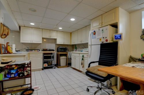 511 Jackson Ave, Rahway NJ 07065-3513 exterior