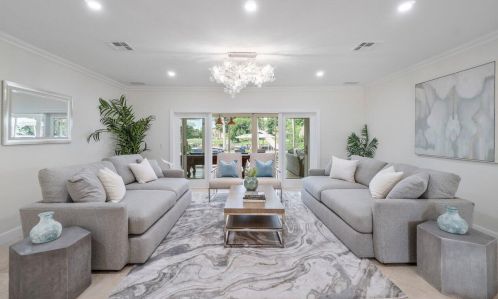 926 38 Ct, Boynton Beach FL 33435-8530 exterior