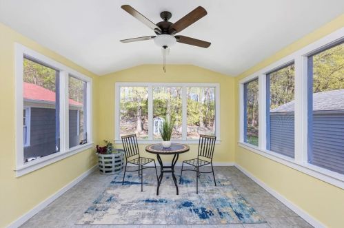 569 Woonasquatucket Ave, Providence RI  02911-1639 exterior