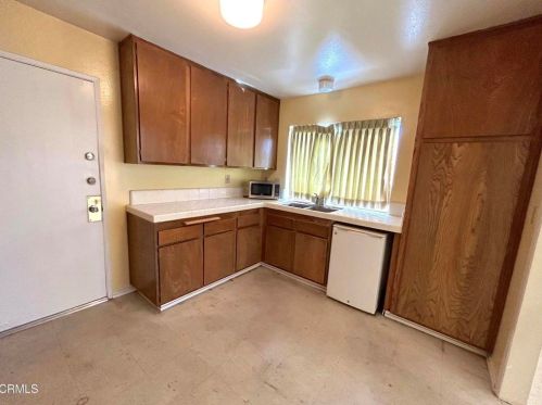 1960 Norma St, Oxnard CA 93036-2709 exterior