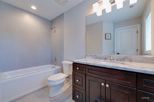 403 North St, Itasca IL 60143-1626 exterior