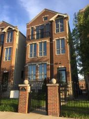 767 Oakwood Blvd, Chicago IL  60653-2357 exterior