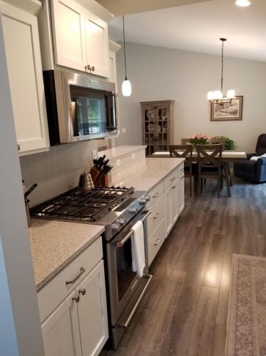 2008 Lk Ave, Meskegon MI 49445-3163 exterior