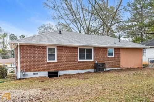 2703 Larkspur Dr, Atlanta GA 30316-4322 exterior