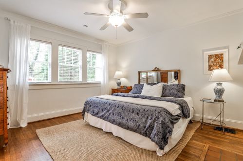 2424 Glenwood Dr, Atlanta GA  30305-4341 exterior