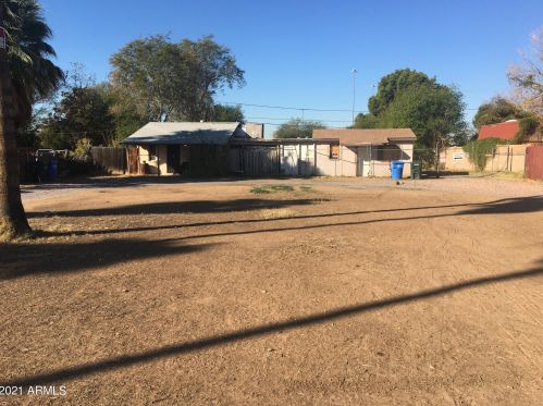 6750 23rd Dr, Phoenix, AZ 85015-1011