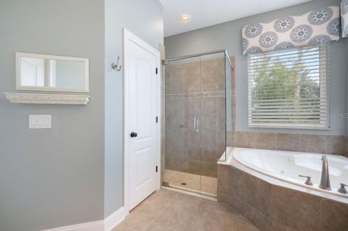 25601 Hawks Run Ln, Mount Plymouth FL 32776-7746 exterior