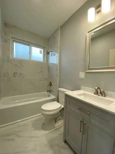 744 Parkside Ave, Chicago IL 60651-2654 exterior