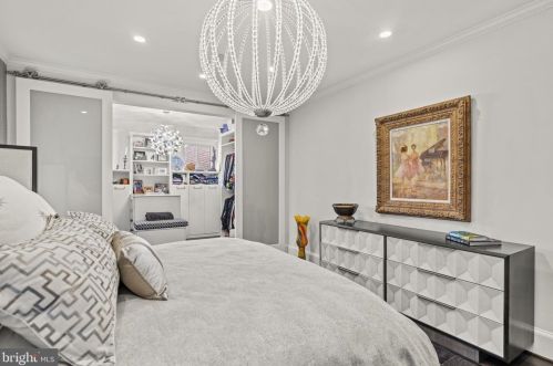 1527 31 St, Washington DC 20007-4405 exterior