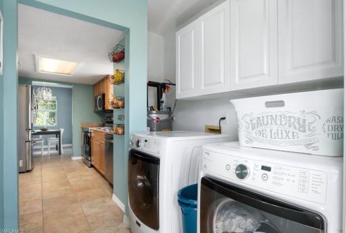 2731 8 Ave, Naples FL 34120-4919 exterior