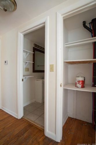 12 Linda Ave, Uncasville CT 06382-1723 exterior