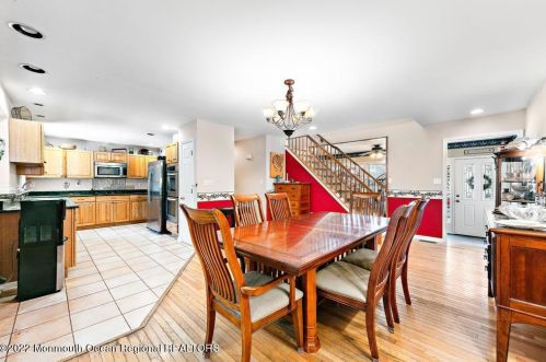 19 Glenwood Dr, Berkeley Township NJ 08721 exterior