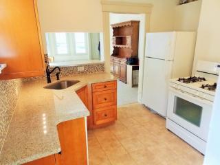 86 End Ave, Millstone NJ  08876-1824 exterior