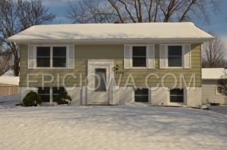 6700 Idlebrook Ln, Cedar Rapids IA  52402-5918 exterior