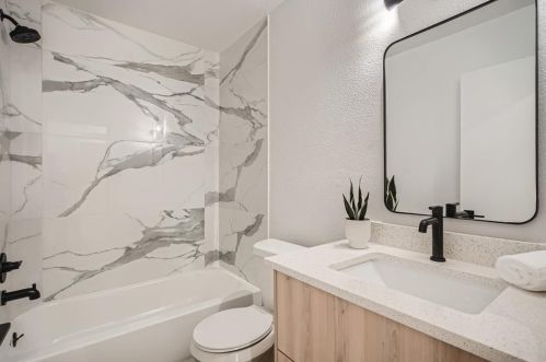 2807 Cornish Cir, Austin TX 78745-4706 exterior