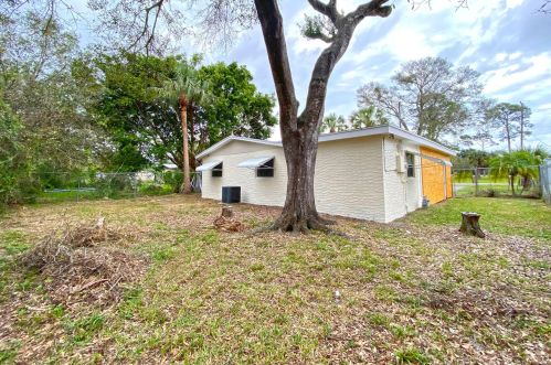 1411 26th St, Fort Pierce FL  34947-4714 exterior