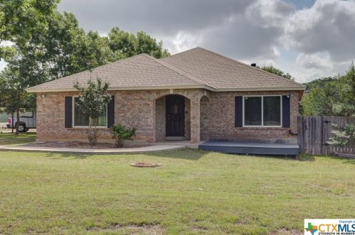 32070 Jay Bird Ln, Spring Branch TX exterior